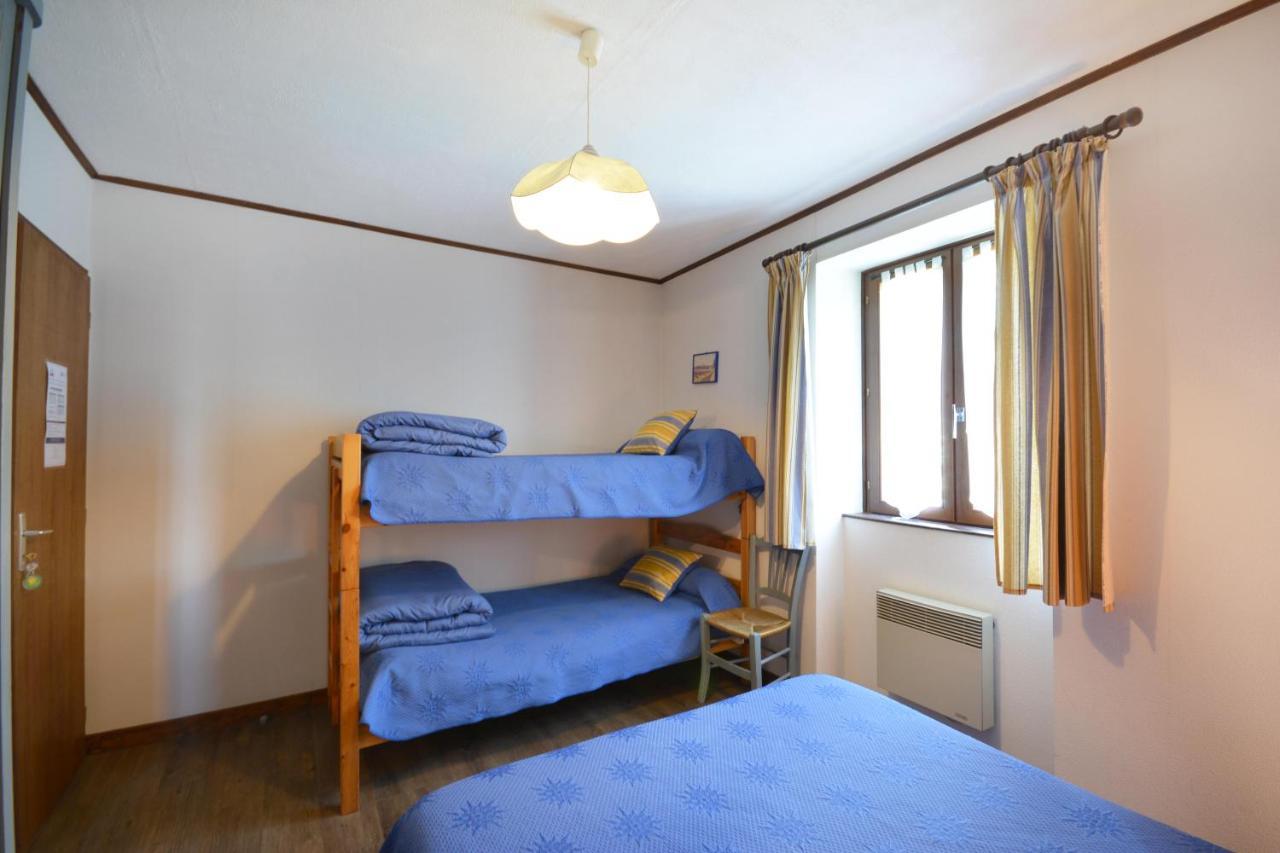Chambre D'Hotes Au Vieux Chene Grillon Exterior photo