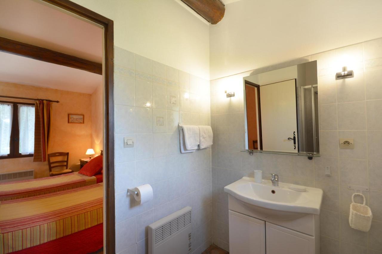 Chambre D'Hotes Au Vieux Chene Grillon Exterior photo